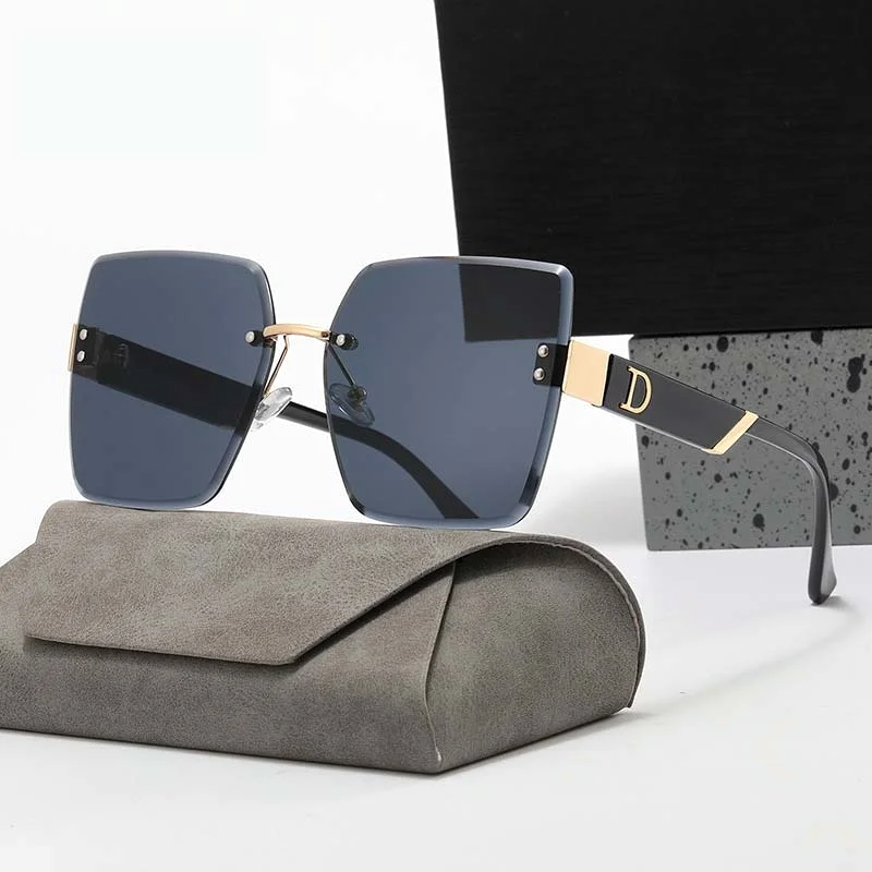 60mm Ariana Square Sunglasses